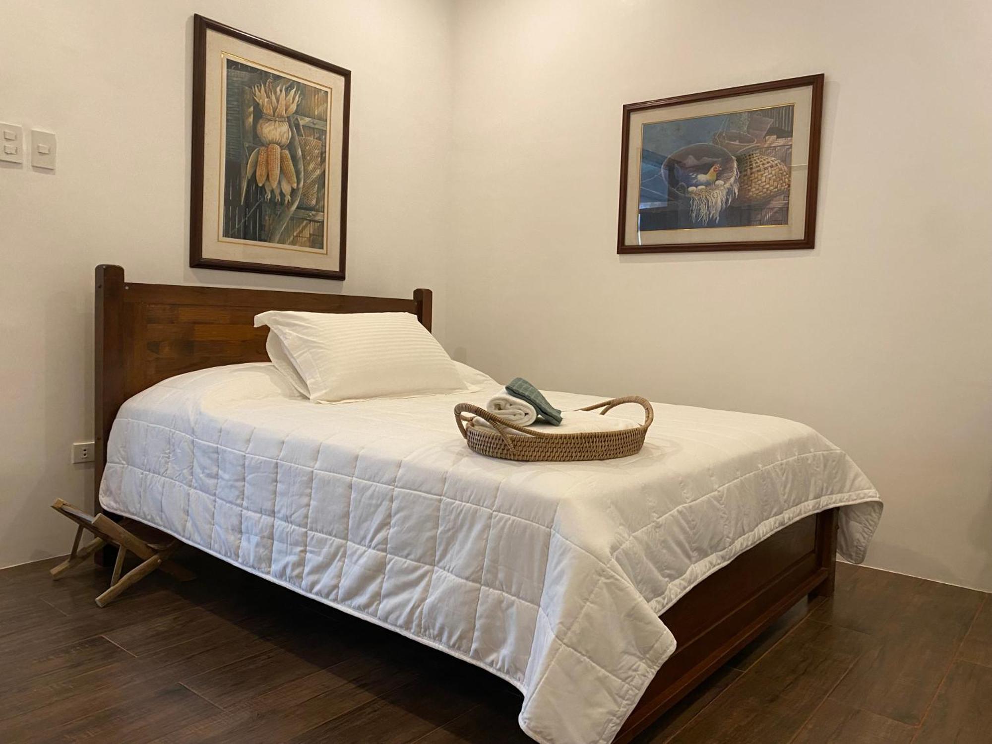 Balai Benedicere Bed & Breakfast Bacnotan Buitenkant foto